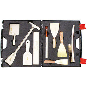 UTENSILI ANTISCINTILLA IN ASSORTIMENTO